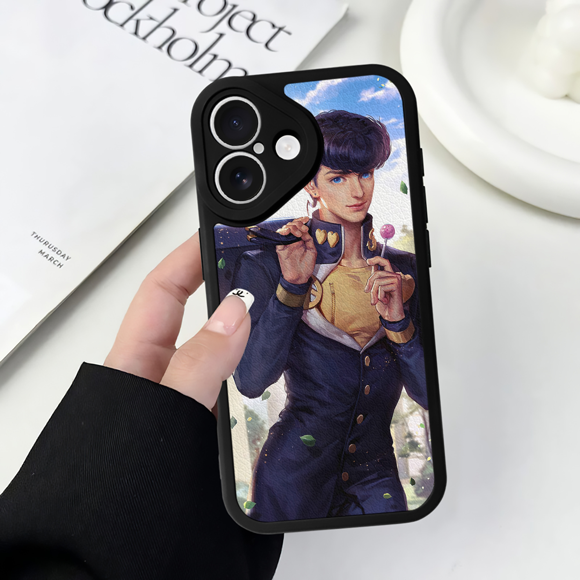 （画像用） ジョジョの奇妙な冒険 JoJo's Bizarre Adventure 【iPhone 16シリーズ対応】シリコンスマホケース（レザー調） 材質：シリコン